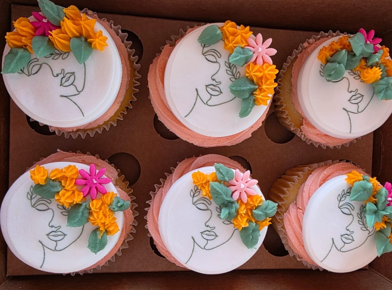 Custom Women's Day cupcakes by Cake Daar in a presentation box
